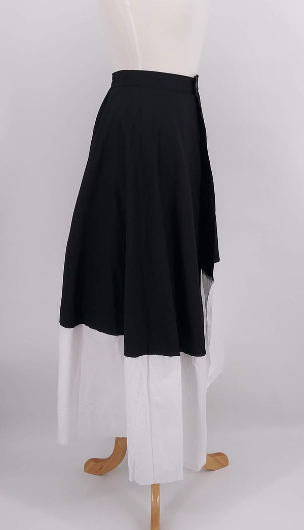 NEW SEASON - XD Xenia - Uvik Skirt - 1751